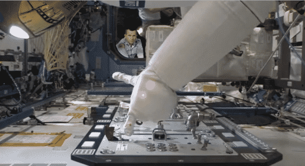 Robonaut 2 Working, Image Credit : NASA