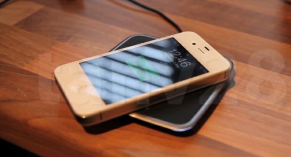 A Hardware Mod Allows iPhone 4S To Support Wireless Charging, Image Credit : Screenshot From Video