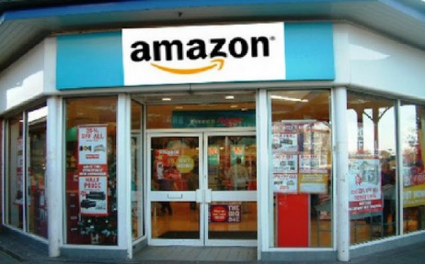 Amazon Worker Steal Products From Amazon Showroom, Image Credit : lh6.googleusercontent.com