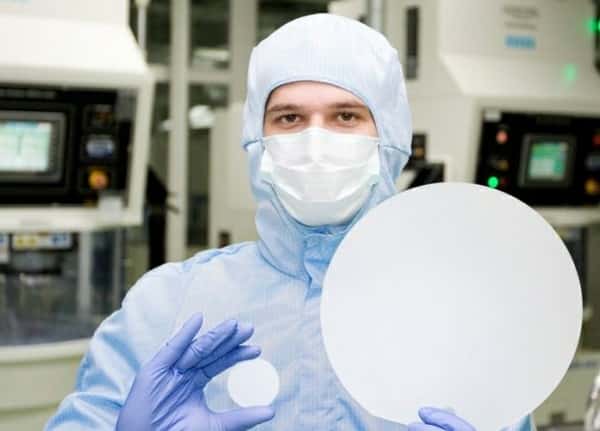Sapphire Disc That Will Store Data For Millions Of Years, Image Credit : Monocrystal