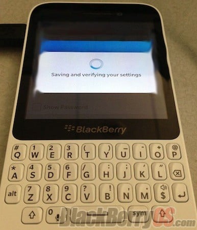 Leaked Image Of BlackBerry 10 'R-Series'