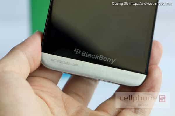 Leaked Image Of BlackBerry Z30