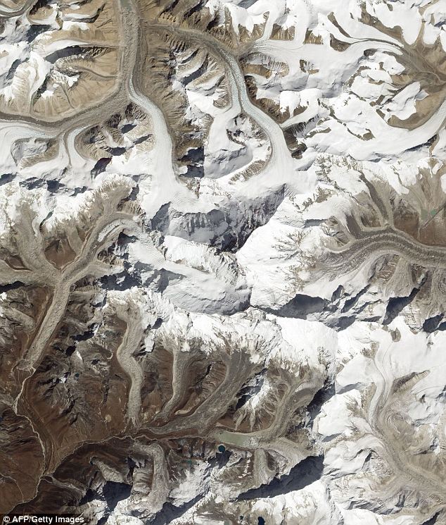 Mount Everest Captured From Space