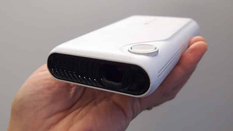 TouchPico handheld projector
