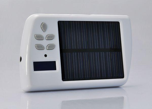 http://thetechjournal.com/wp-content/uploads/images/1107/1310023648-portable-3in1-solar-charger-mp3-player-aand-fm-transmitter-1.jpg