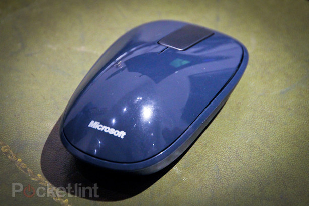 http://thetechjournal.com/wp-content/uploads/images/1107/1310360245-microsoft-bring-explorer-touch-mouse--3.jpg