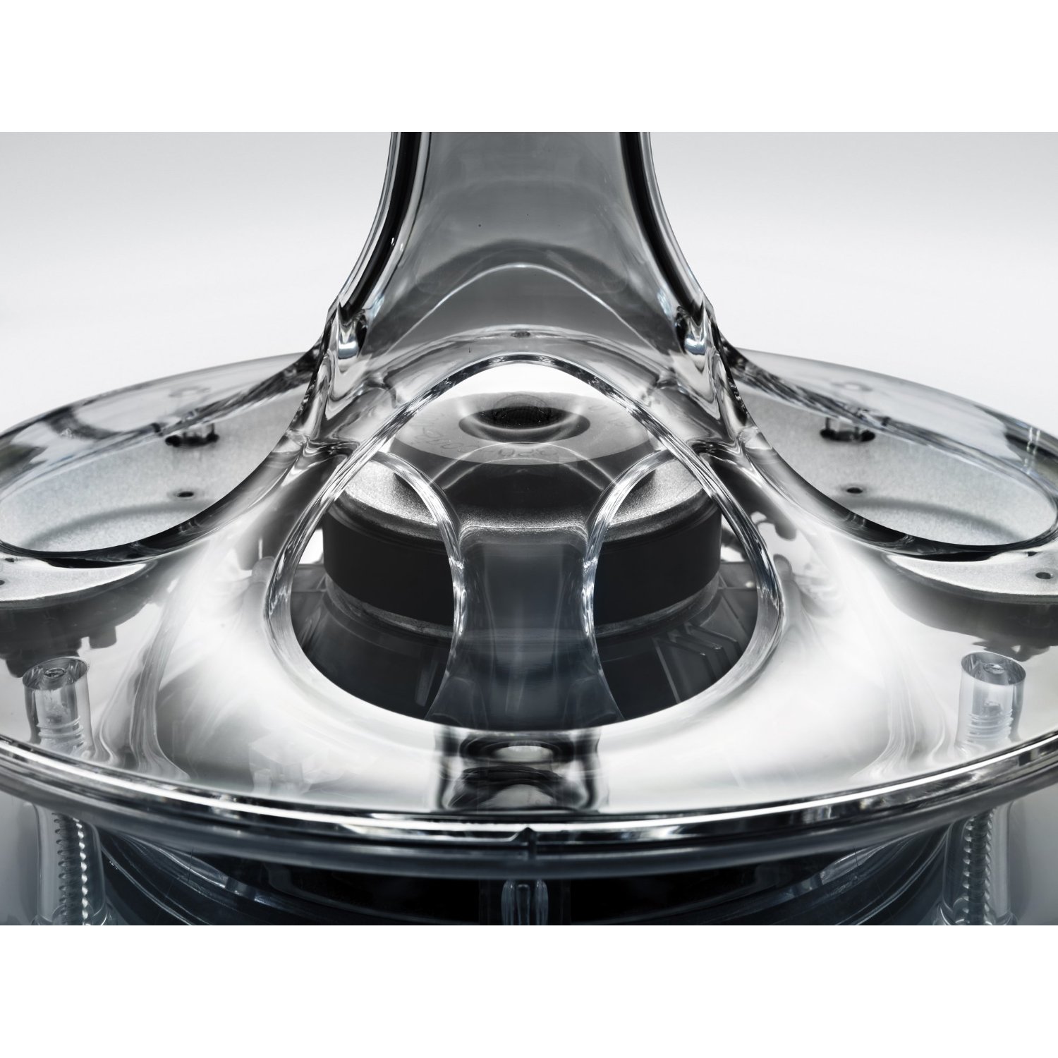 http://thetechjournal.com/wp-content/uploads/images/1108/1313242348-harman-kardon-soundsticks-iii-speakers-and-subwoofer-system-5.jpg