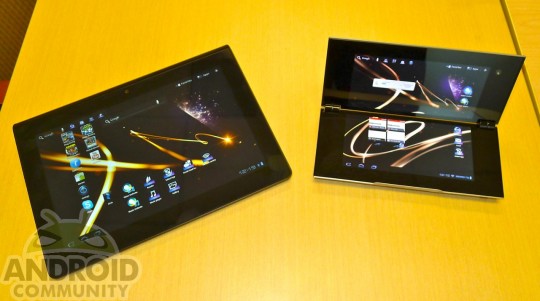 http://thetechjournal.com/wp-content/uploads/images/1110/1318566439-sony-upcoming-new-3g-tablet-s-tablet-p-for-japan-1.jpg