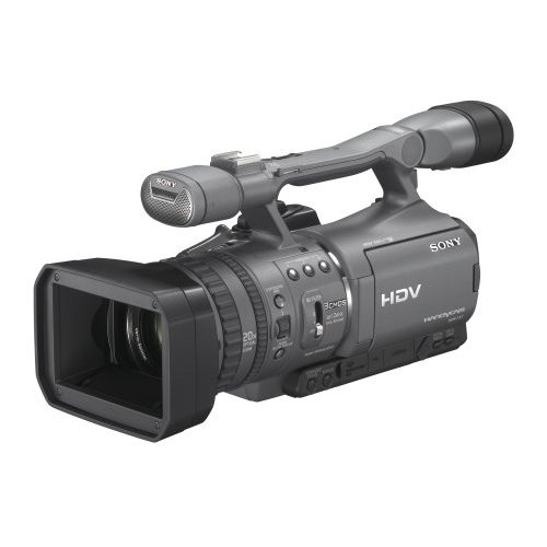 http://thetechjournal.com/wp-content/uploads/images/1111/1321495045-sony-hdrfx7-3cmos-sensor-hdv-highdefinition-handycam-camcorder-5.jpg