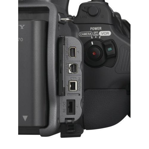 http://thetechjournal.com/wp-content/uploads/images/1111/1321495045-sony-hdrfx7-3cmos-sensor-hdv-highdefinition-handycam-camcorder-8.jpg