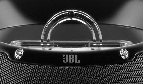 http://thetechjournal.com/wp-content/uploads/images/1112/1324293804-jbl-on-stage-iiip-portable-speaker-dock-for-ipod-and-iphone-4.jpg