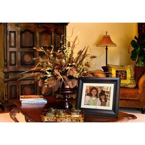 http://thetechjournal.com/wp-content/uploads/images/1112/1324725842-smartparts-sp800w-8inch-digital-picture-wood-frame-1.jpg