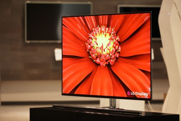 LG's 55-Inch World's Largest OLED HDTV