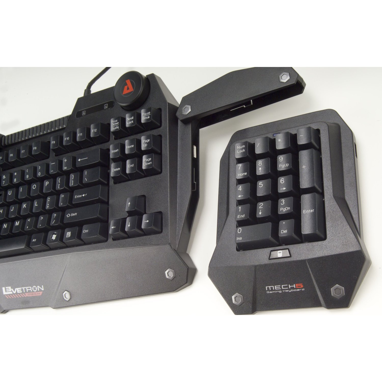 http://thetechjournal.com/wp-content/uploads/images/1208/1346151766-azio-levetron-mech5-mechanical-gaming-keyboard--4.jpg
