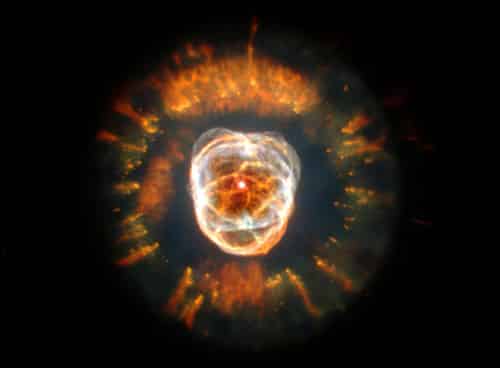 Read more about the article Hubble Telescope Takes Beautiful Photo Of A Dying Star