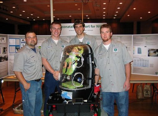 Read more about the article New Incubator Backpack For Carrying Babies May Save Many Lives