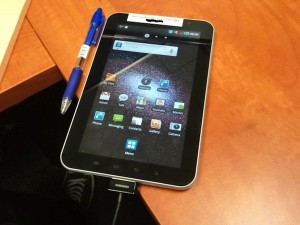 Read more about the article Samsung Galaxy Tab Images With CDMA Sticker