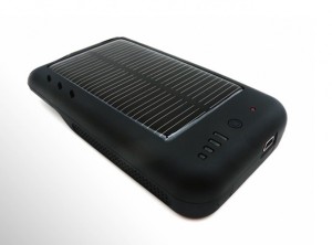 Read more about the article Charge Your iPhone 4 With Mooncharge Hybrid Solar Battery Case