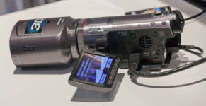Panasonic’s 3D-Capable HDC-SDT750 Camcorder