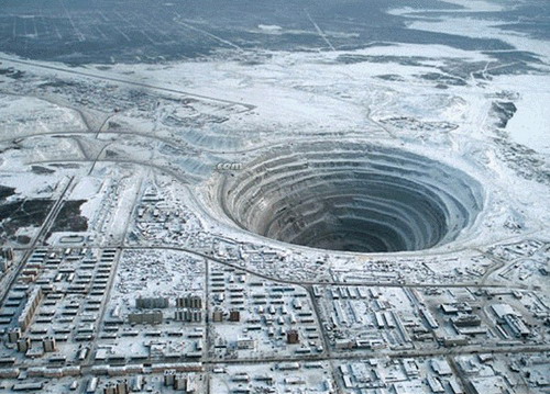 Read more about the article World’s Biggest Diamond Mine – Mirny (Mir Mine)