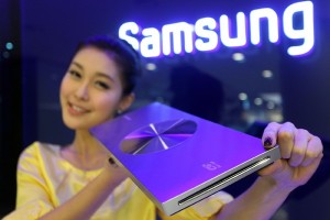 Read more about the article Samsung’s 23mm-thick 3D Blu-ray player Coming CES 2011