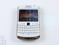 BlackBerry Bold 9780 Pearl White Edition