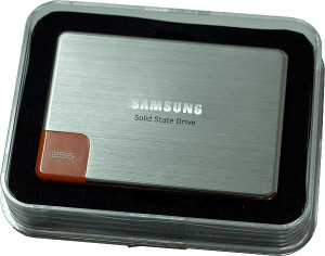 Read more about the article Samsung 470 Series 256GB SSD