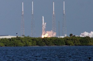 Read more about the article SpaceX’s Dragon Spacecraft Successfully Launched