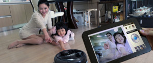 Read more about the article Samsung Released VC-RL87W Vacuum Robot With Home Monitoring System