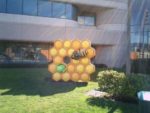 Android 3.0 Honeycomb Statue Arrives at the Google Headquarter