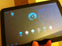 Verizon To Sell 16 GB Motorola Xoom At a Cheaper Price