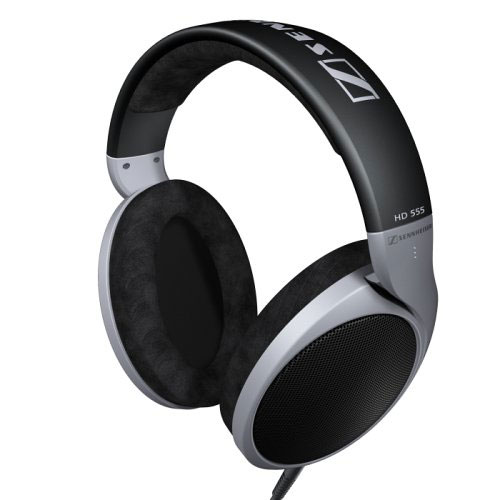 Read more about the article Sennheiser HD555 Professional Headphones