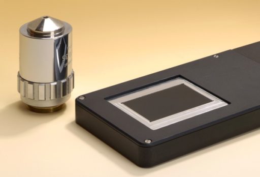 Read more about the article Ultra-Thin Handheld Microscope