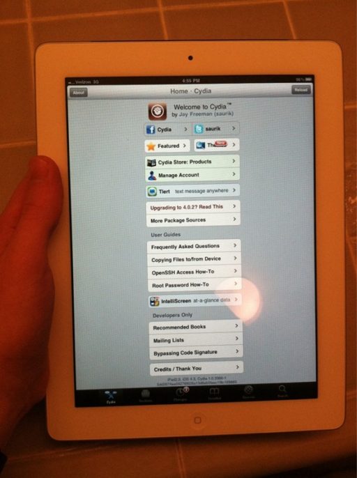 Read more about the article Comex To Release Jailbreakme 3.0 For iPad 2