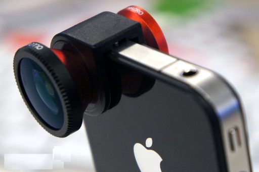 Read more about the article Olloclip’s Three-In-one Lens For iPhone 4