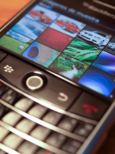 Read more about the article Indonesia Wants To Monitor BlackBerry Data