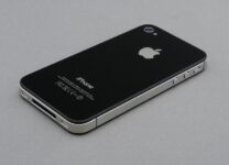 Siri Ported To iPhone 4, iPhone 3GS By Chpwn And Ryan Petrich