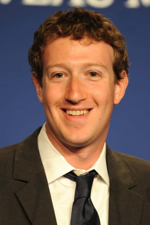 Read more about the article Zuckerberg’s Income Tax To Be Lower Than Other Facebook Employees