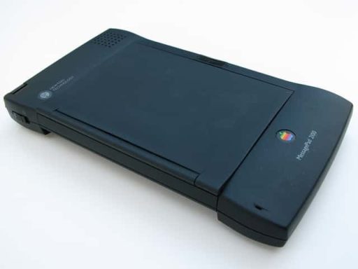 Read more about the article Time To Re-Introduce Apple’s Newton?