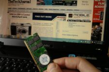 [Tutorial] How To Add RAM To Your Laptop