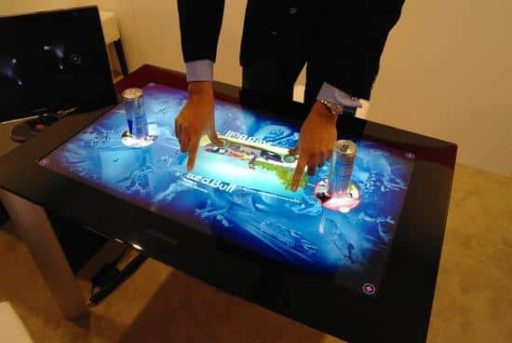 Read more about the article Microsoft’s Surface 2 Allows Touch Control For Large Screens