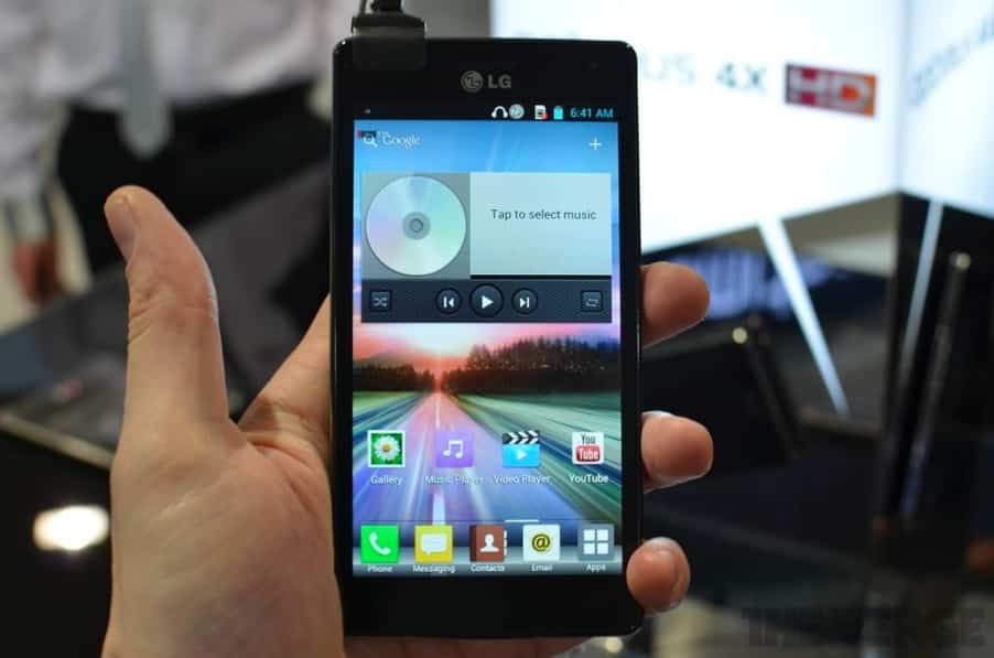 Read more about the article MWC 2012 – LG Unveils LG Optimus 4X HD
