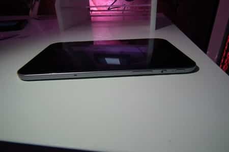 Read more about the article MWC 2012: Prototype 7.7 Inch Toshiba AT270 Tegra 3 Unveiled