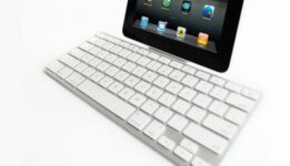 [Tutorial] How To Connect A Bluetooth Keyboard To Your iPad