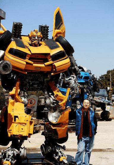 Read more about the article Chinese Artist Makes Transformers Character Based Theme Park