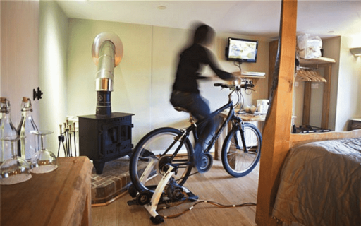 Read more about the article 17th Century Hotel Installs Bicycle-powered Television For Boarders