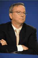 Schmidt Advises Grads To Turn Off The Screen For One Hour And Spend The Time With Beloved Ones