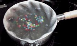 Japanese Dentist Designs Self-Stirring Whirlpool Pot