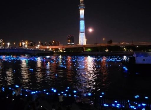 Read more about the article Sumida River In Tokyo Lights Up With 100,000 LED Bulbs Imitating ‘Fireflies’