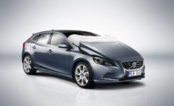 Volvo Builds World’s First Pedestrian Airbag‎